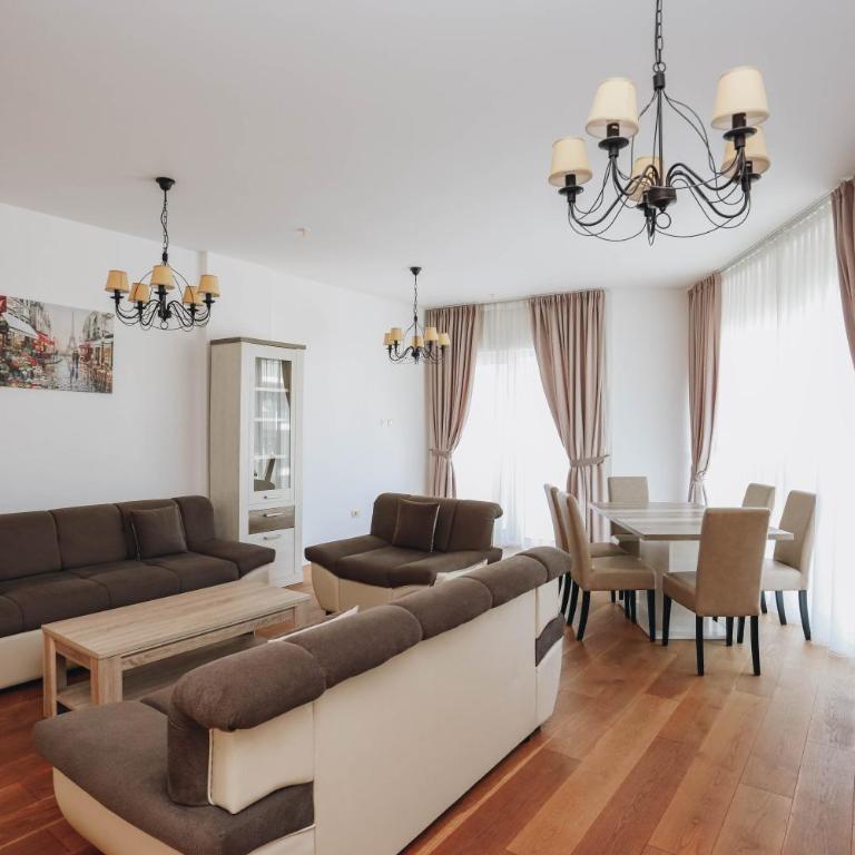 Apartament of Tre Canne Budva - Two-Bedroom Apartment with Balcony - 13