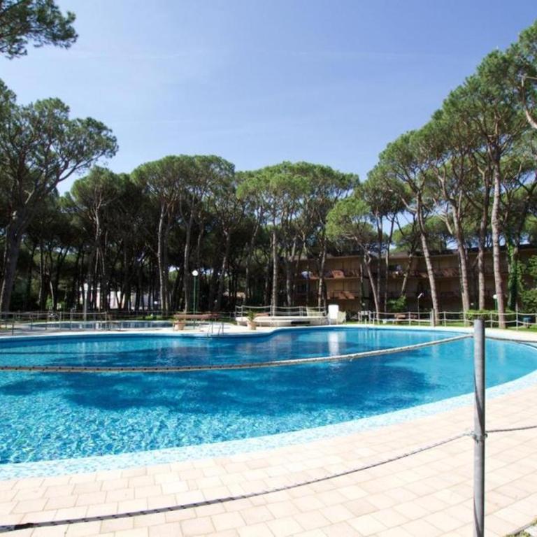 Residence Pineta con Piscina 6 posti letto - Appartamento con 1 Camera da Letto - 2