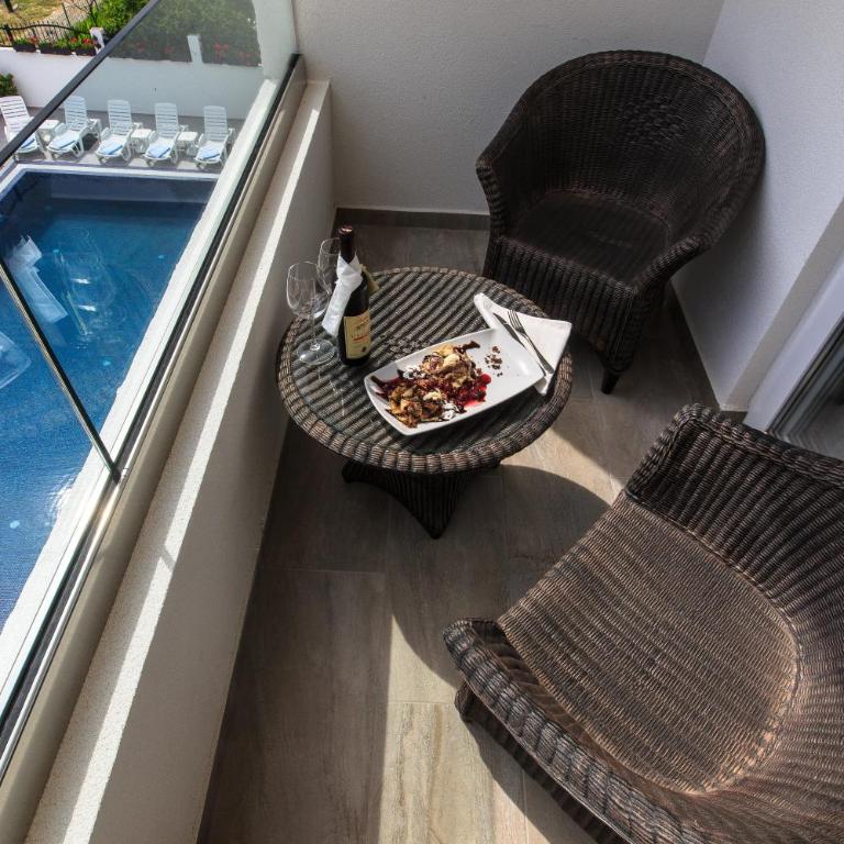 Sutomore Akapulco Hotel - Dvokrevetna Soba sa Bračnim Krevetom/Zasebnim Krevetima - 6