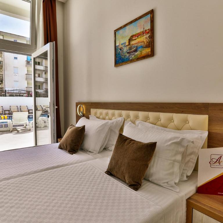 Sutomore Akapulco Hotel - Deluks Dvokrevetna Soba sa Bračnim Krevetom / 2 Zasebna Kreveta i Pogledom na Vrt - 2