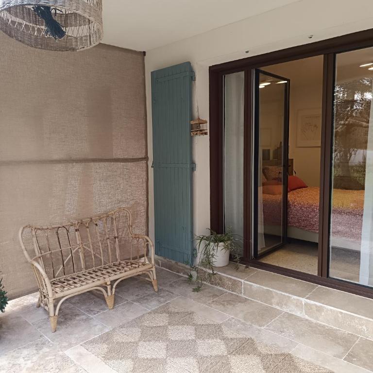 Studio La Provençale - Double Room with Terrace - 10