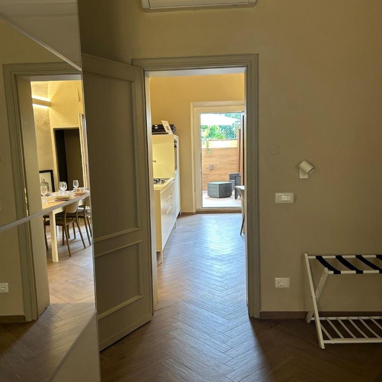 Casa Vacanze Boschi - Three-Bedroom Apartment - 20