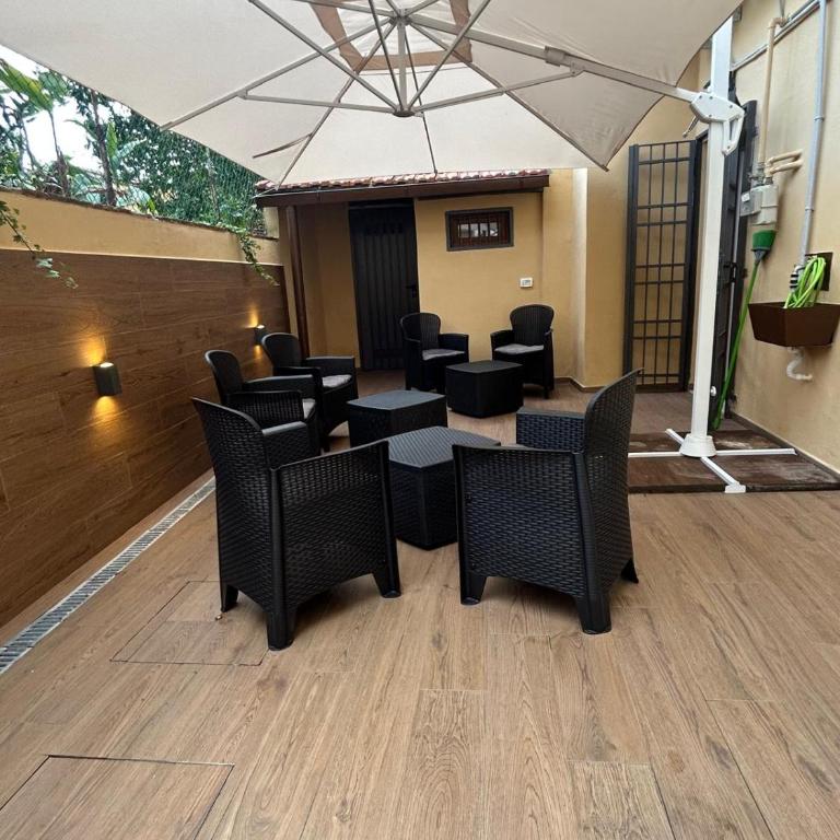 Casa Vacanze Boschi - Three-Bedroom Apartment - 9