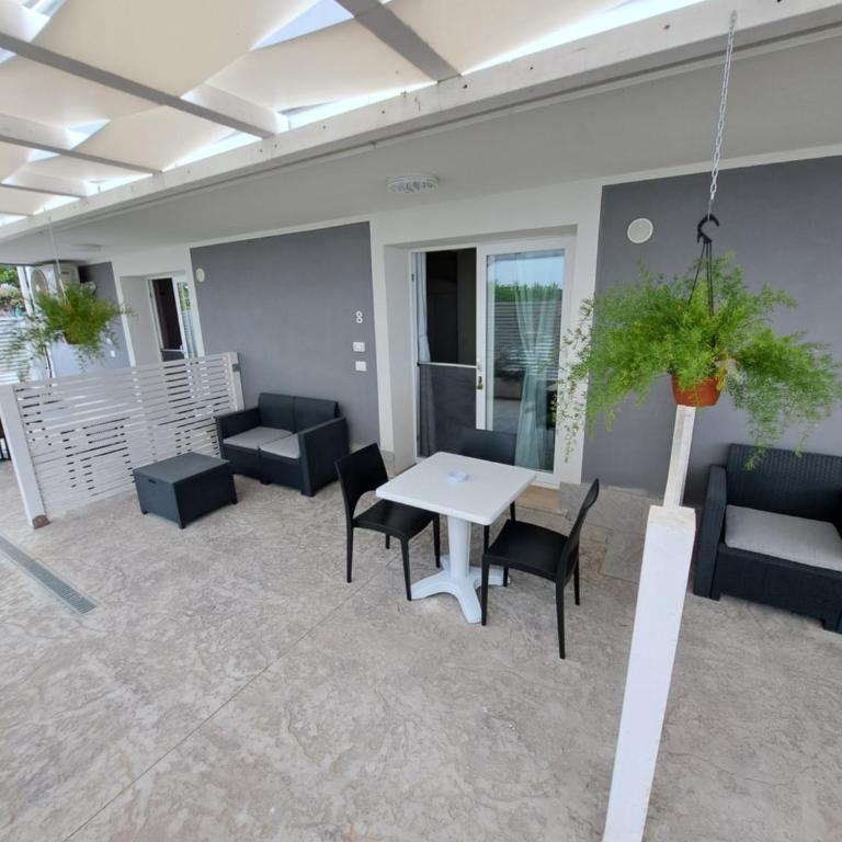B&B Pepe Rosa Tropea - Basic Triple Room - 4