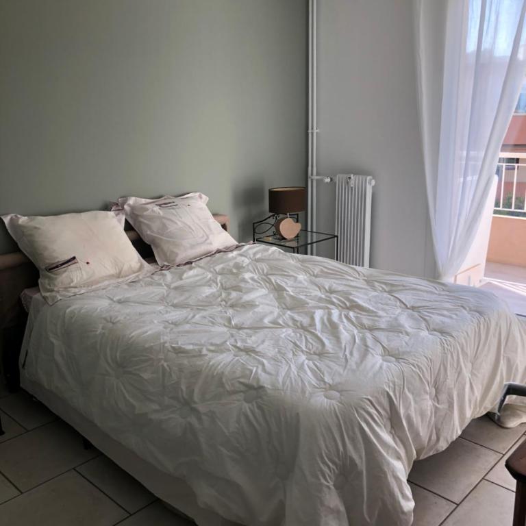 Grand appartement rénové 70m2 - 2 chambres - plages à proximité - Sanary - Apartamento de 2 dormitorios - 8