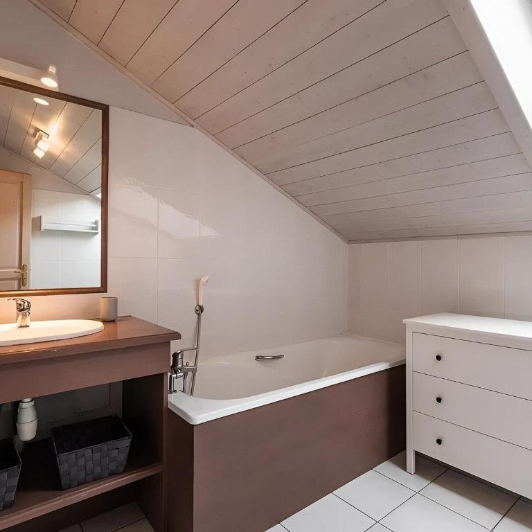 Appartement spacieux proche pistes, 9-10 pers, animaux, WIFI - FR-1-304-265 - Apartment (10 Erwachsene) - 12