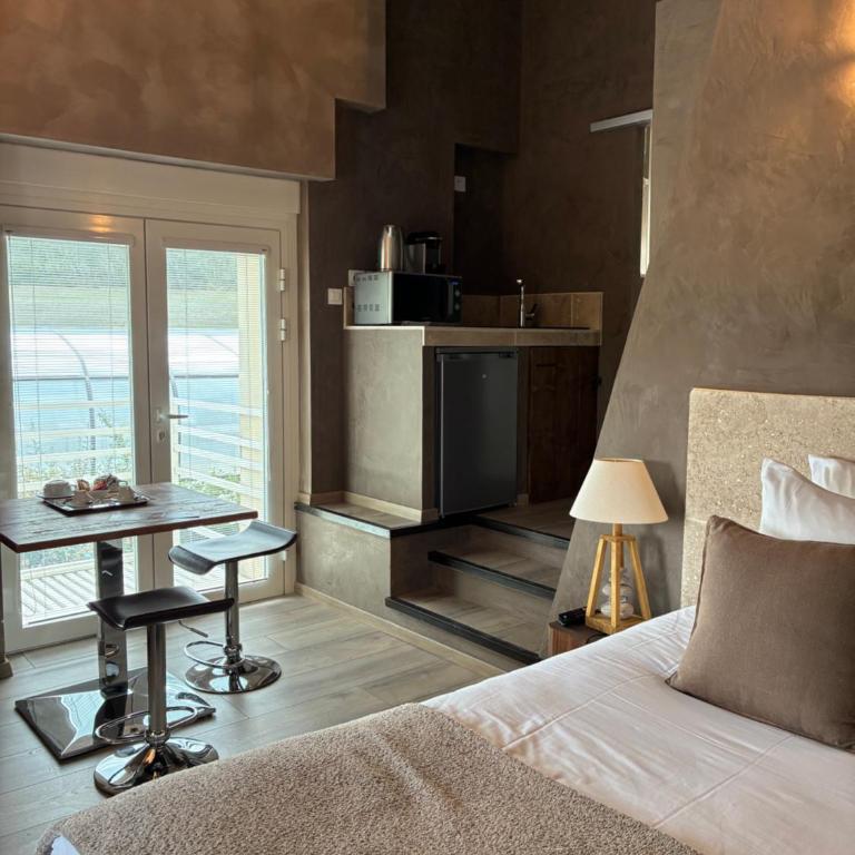 Hôtel et SPA des sources du gros noyer - Deluxe Dreibettzimmer - 4