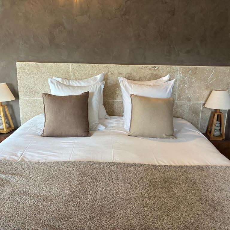 Hôtel et SPA des sources du gros noyer - Deluxe Dreibettzimmer - 5