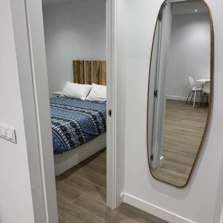 Apartamento en segunda linea de playa en la carihuela - Apartamento de 1 dormitorio - 3