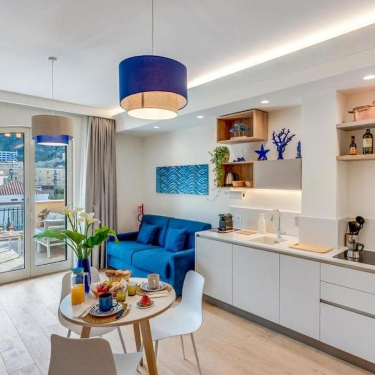 SorrentoVibes - A Cozy Stay with Terrace in the Heart of Sorrento - Appartamento con 1 Camera da Letto - 1