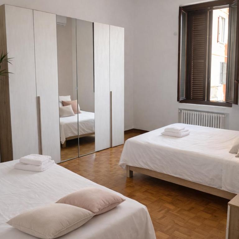 Big Family Apartment Duomo-Centrale - Appartamento con 2 Camere da Letto - 2