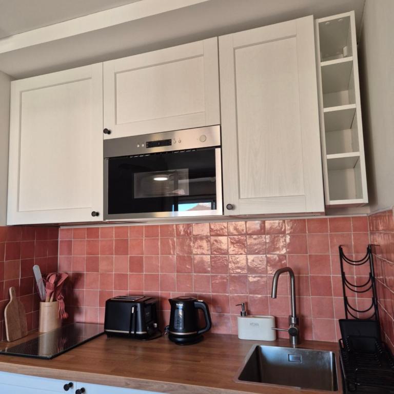Cozy studio proche plages et gare - Apartment mit 1 Schlafzimmer - 12