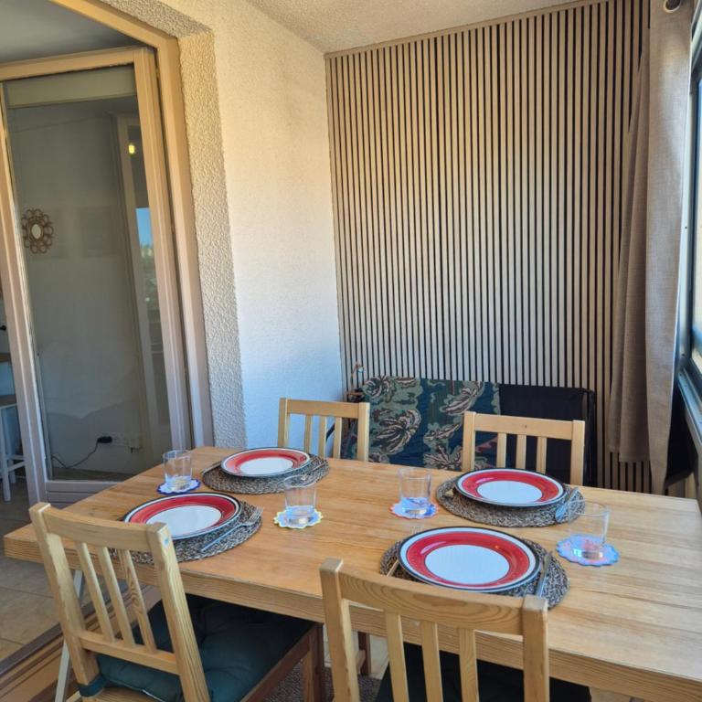 Cozy studio proche plages et gare - Apartment mit 1 Schlafzimmer - 24