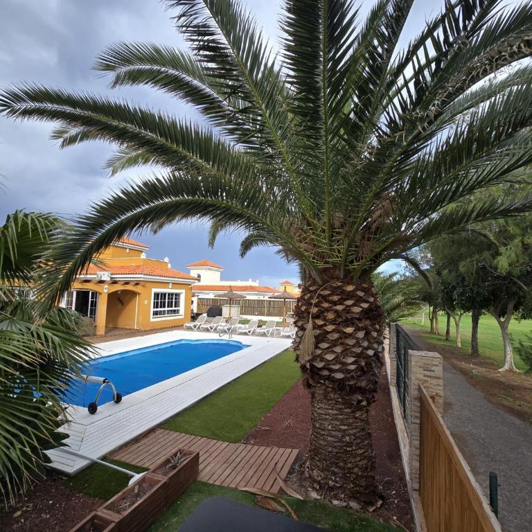 Villa Caminante - Frontline Golf - Caleta de Fuste - Three-Bedroom Villa - 7