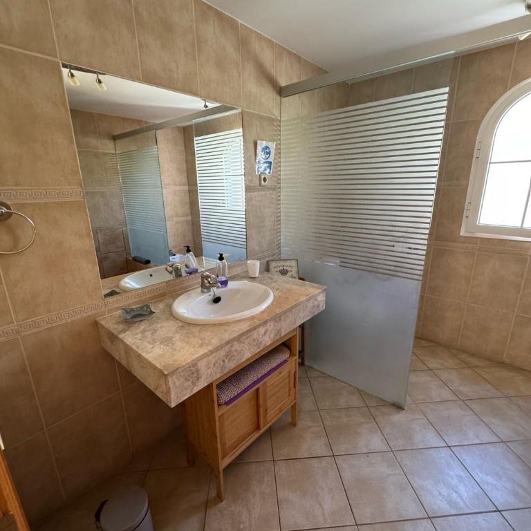 Villa Caminante - Frontline Golf - Caleta de Fuste - Three-Bedroom Villa - 32