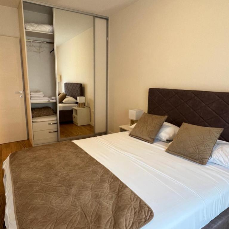White Homes 49/71 - Central Point - One-Bedroom Apartment - 7