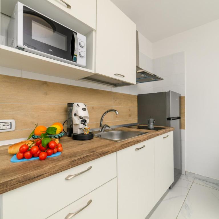 Estate4home - Suites Margar - Camera Quadrupla Superior - 20