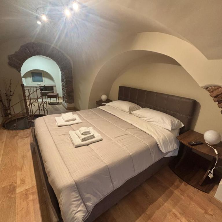Mini House Teatro Rooms - One-Bedroom Apartment - 1