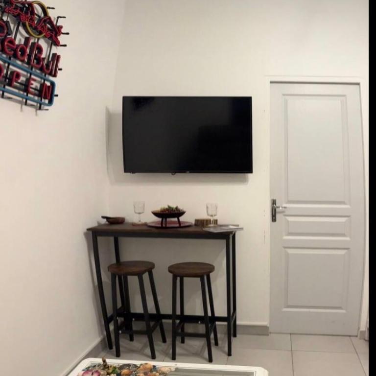 estudio con piscina y jacuzzi - Apartamento de 1 dormitorio - 2