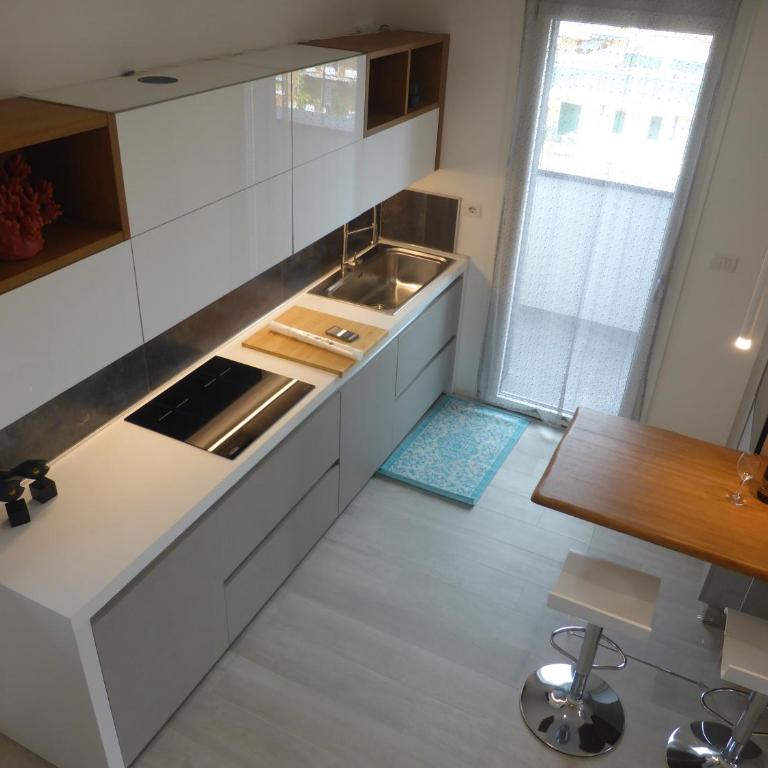Attico 3 camere con doppi servizi Piazza Torino - Appartamento con 3 Camere da Letto - 13