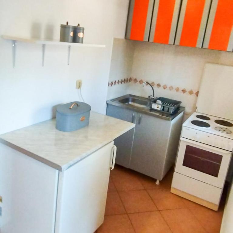 OurStay - One-Bedroom Apartment - 2