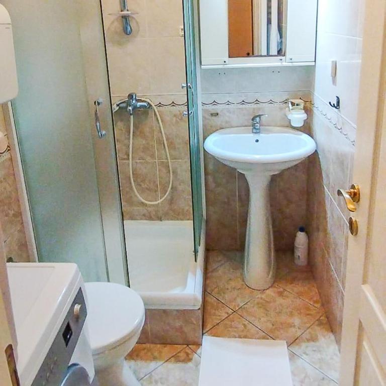 OurStay - One-Bedroom Apartment - 10