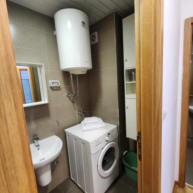 Harmony Apartments - Apartman sa 2 Spavaće Sobe i Balkonom - 7