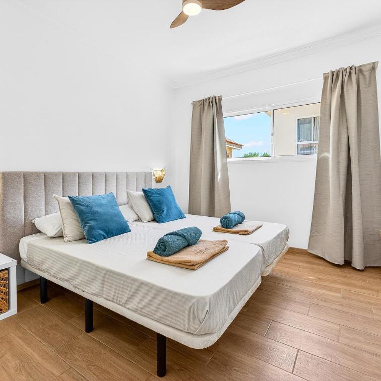 Home Holidays Tenerife 152 - Apartamento de 1 dormitorio con vistas a la piscina - 13