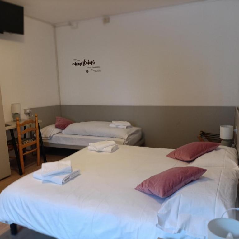 Hotel B&B Lorenzini Ski - Camera Tripla - 4