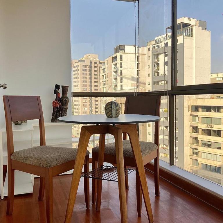 Departamento en Miraflores cerca del mar - Two-Bedroom Apartment - 2