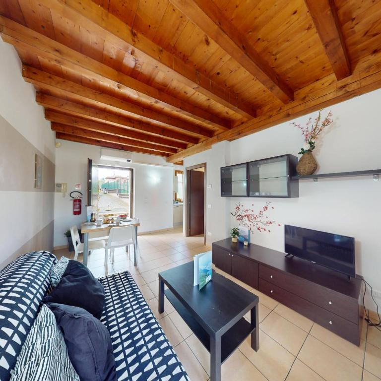 Sakura House By Bookinggardalake - Apartment with Garden View - 6