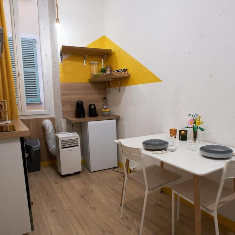 Studio au coeur du vieux-Nice, plage à 5 minutes - Appartement 1 Chambre - 20
