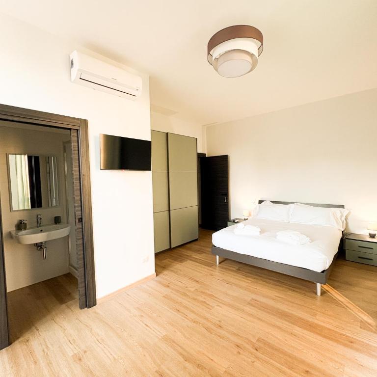 Le Tre Lune Rooms - Camera Matrimoniale Deluxe con Balcone - 12