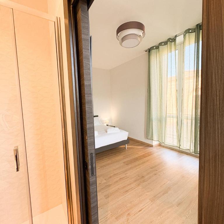 Le Tre Lune Rooms - Camera Matrimoniale Deluxe con Balcone - 9