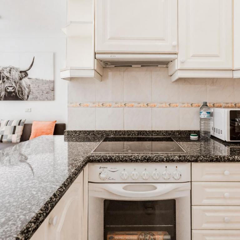 2 bedroom apartment with a pool - Apartamento de 2 dormitorios - 7