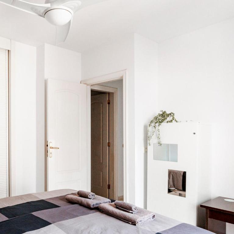 2 bedroom apartment with a pool - Apartamento de 2 dormitorios - 17