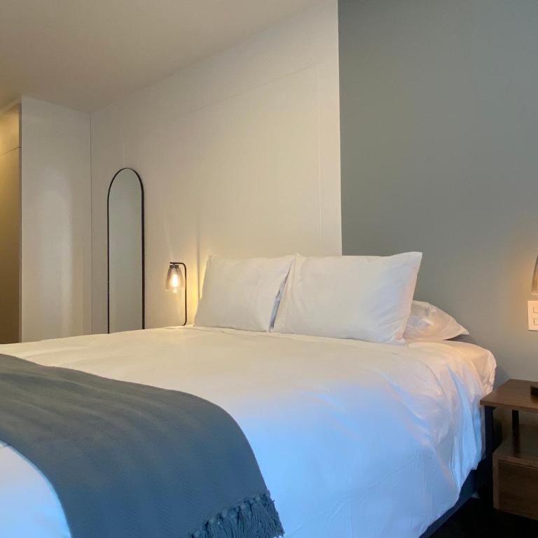 Polo Living in Miraflores by Wynwood House - Two-Bedroom Superior Apartment - 12