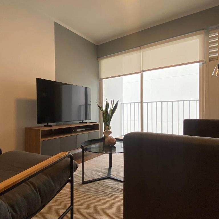 Polo Living in Miraflores by Wynwood House - Two-Bedroom Superior Apartment - 1