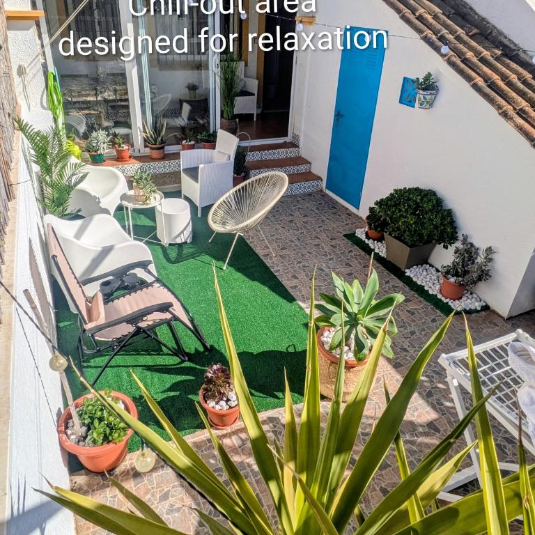 Mediterranean Chill House BBQ & Pools - Two-Bedroom Apartment - 9