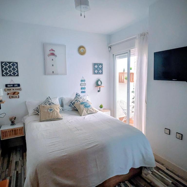 Mediterranean Chill House BBQ & Pools - Two-Bedroom Apartment - 18