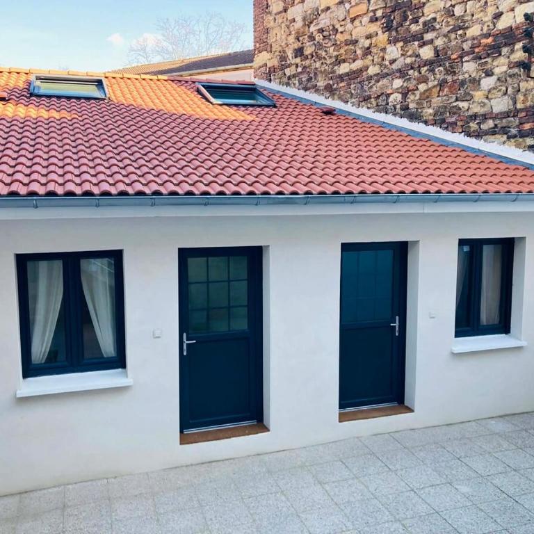 Studio Coquetty petit duplex paisible sur cour - Apartamento de 1 dormitorio - 6