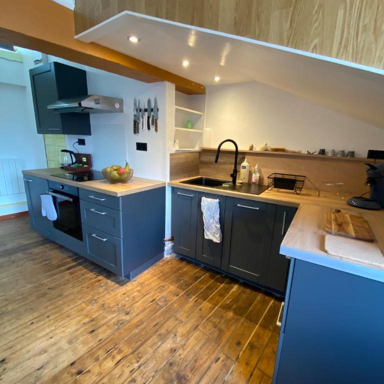 Bright T4 in central Grenoble - Mountain view - Three-Bedroom Apartment - 15