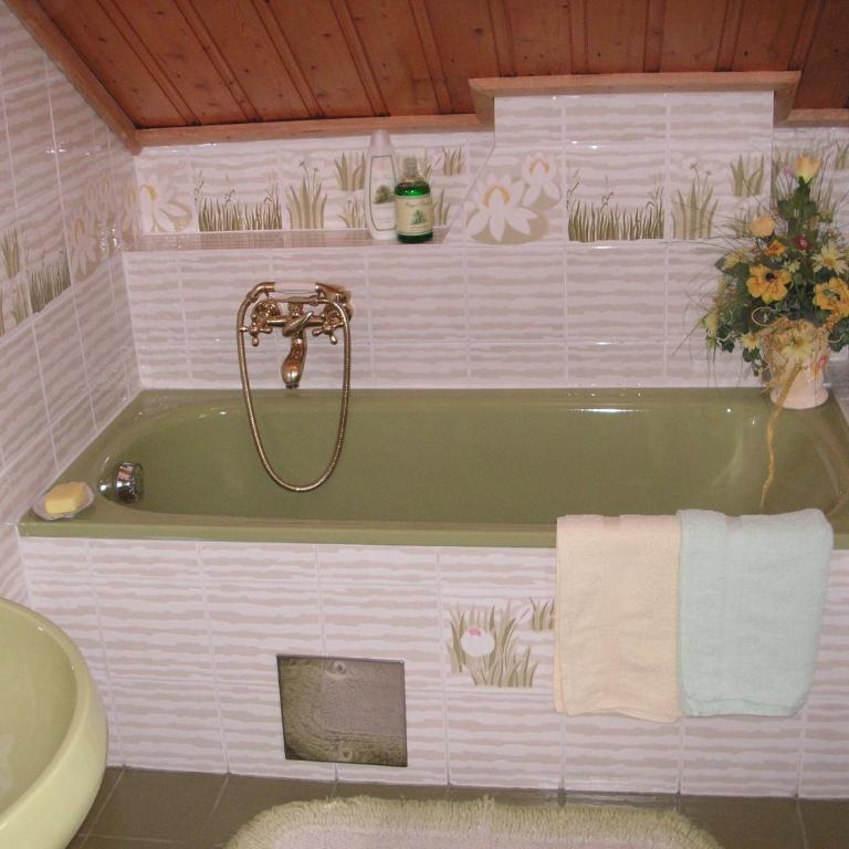 Villa am Faaker See mit Privatstrand und Ruderboot - Apartment mit 3 Schlafzimmern und Seeblick - 9