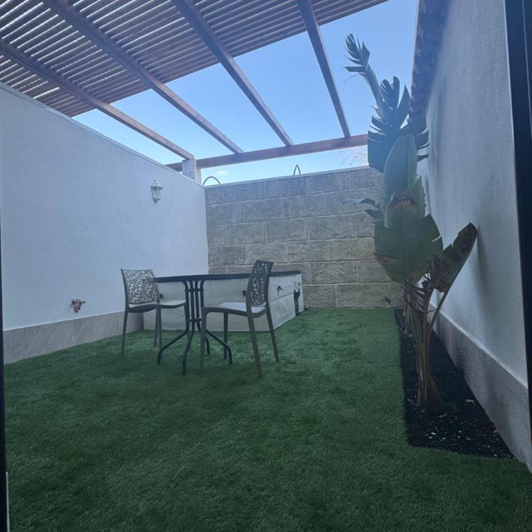 Bella Gallery Terrasini - Doppelzimmer mit Gartenblick - 11
