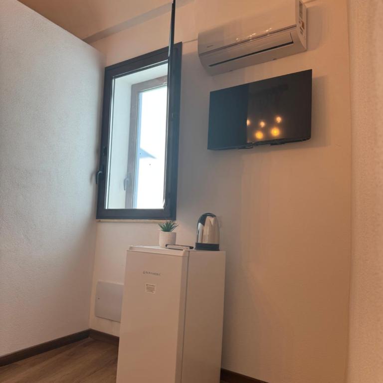 Bella Gallery Terrasini - Doppelzimmer mit Gartenblick - 9