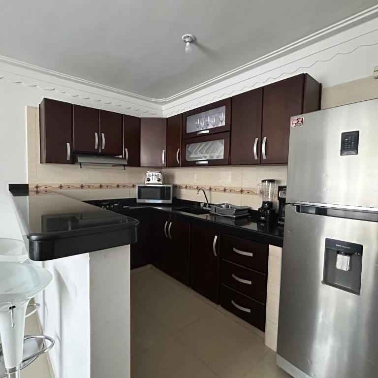 Lujo y Conexión Apto con Aire, WiFi y Comodidad Total en el Caney - Apartamento de 2 dormitorios - 3