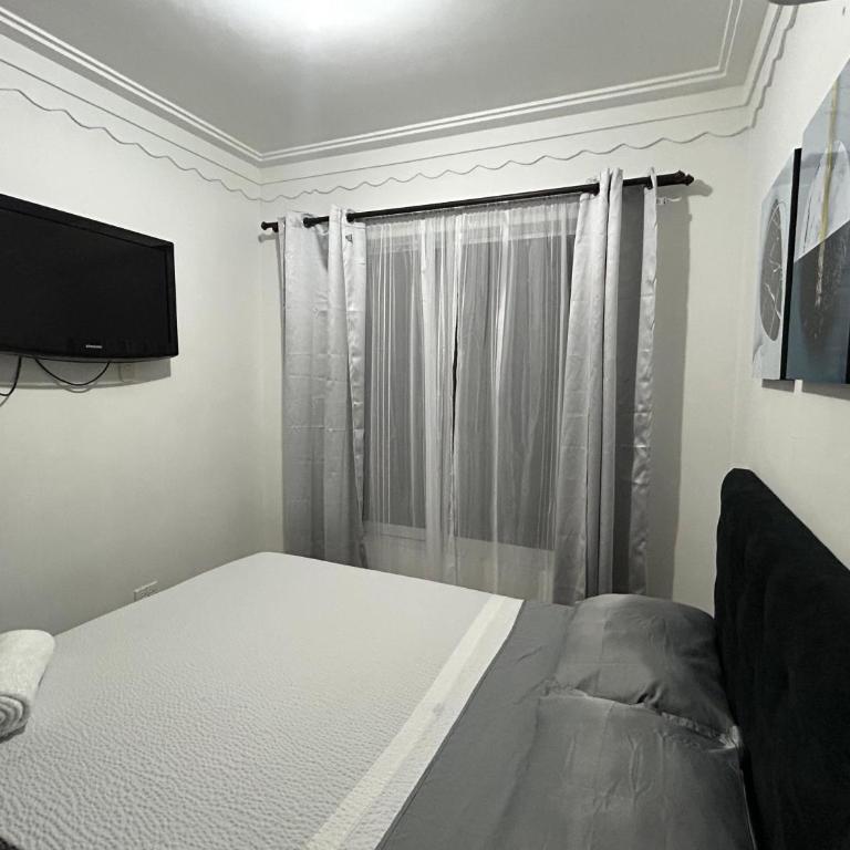 Lujo y Conexión Apto con Aire, WiFi y Comodidad Total en el Caney - Apartamento de 2 dormitorios - 15