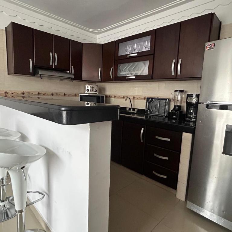 Lujo y Conexión Apto con Aire, WiFi y Comodidad Total en el Caney - Apartamento de 2 dormitorios - 16