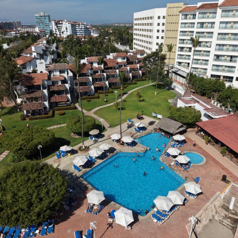 Vamar Vallarta - Two-Bedroom Apartment - 7