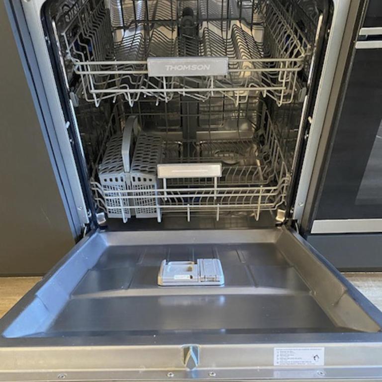 T3 spacieux avec 2 places de parking gratuites - Apartamento de 2 dormitorios - 19